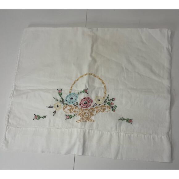 Vintage Floral hand embroidered Standard Pillow Case - Picture 1 of 5